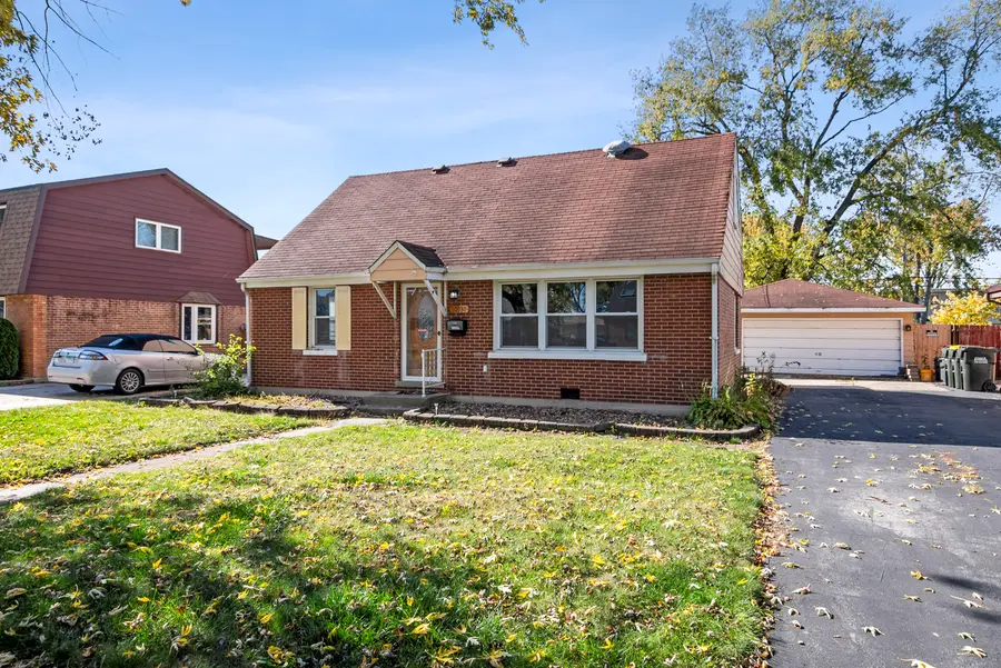 10930 Mcvicker Avenue, Chicago Ridge, IL 60415 - #2