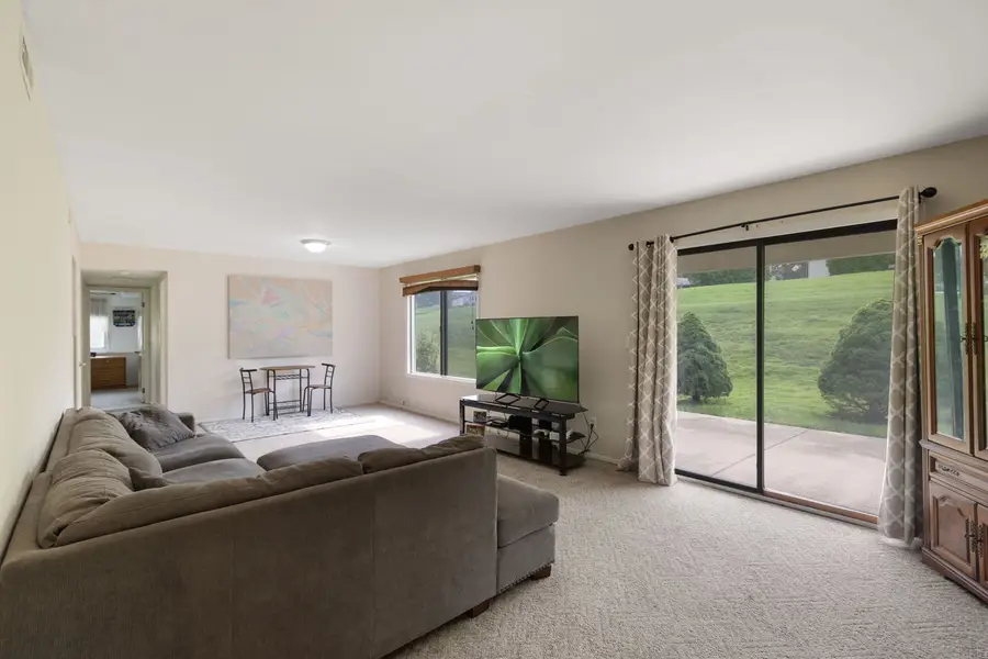 508 Waters Edge Drive #D, McHenry, IL 60050 - #3