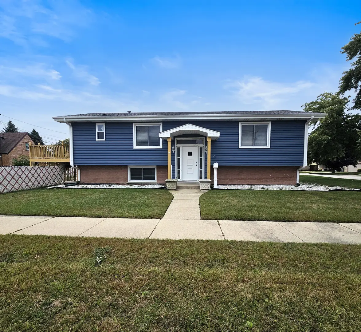 10301 Minnick Avenue, Oak Lawn, IL 60453 - #1