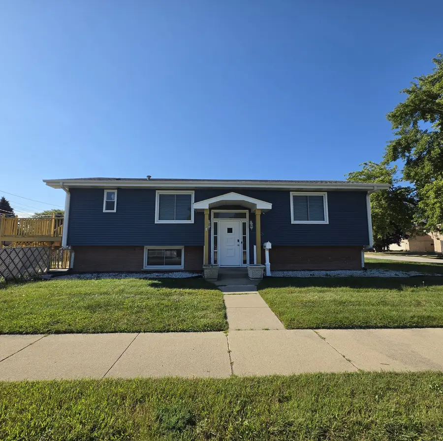 10301 Minnick Avenue, Oak Lawn, IL 60453 - #2