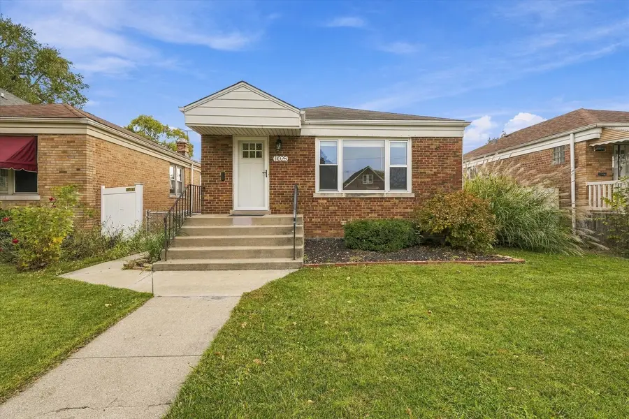 11025 S Ridgeway Avenue, Chicago, IL 60655 - #2