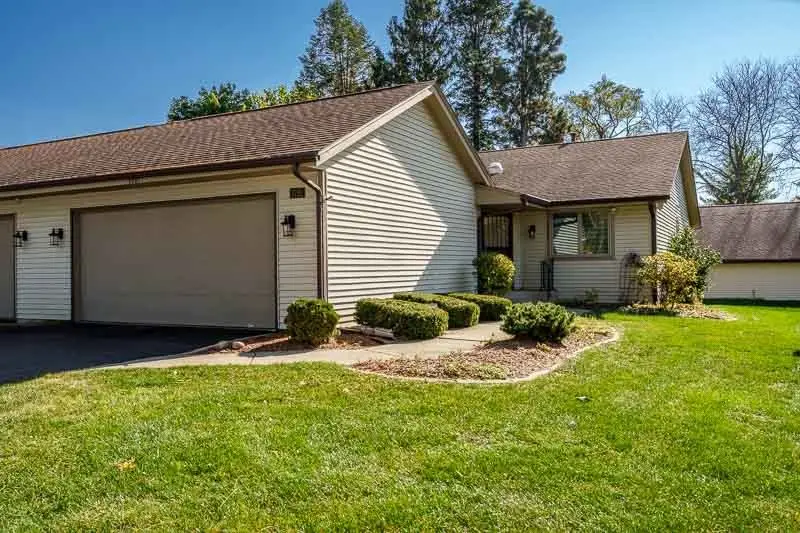 5721 Elaine Drive #B, Rockford, IL 61108 - #3