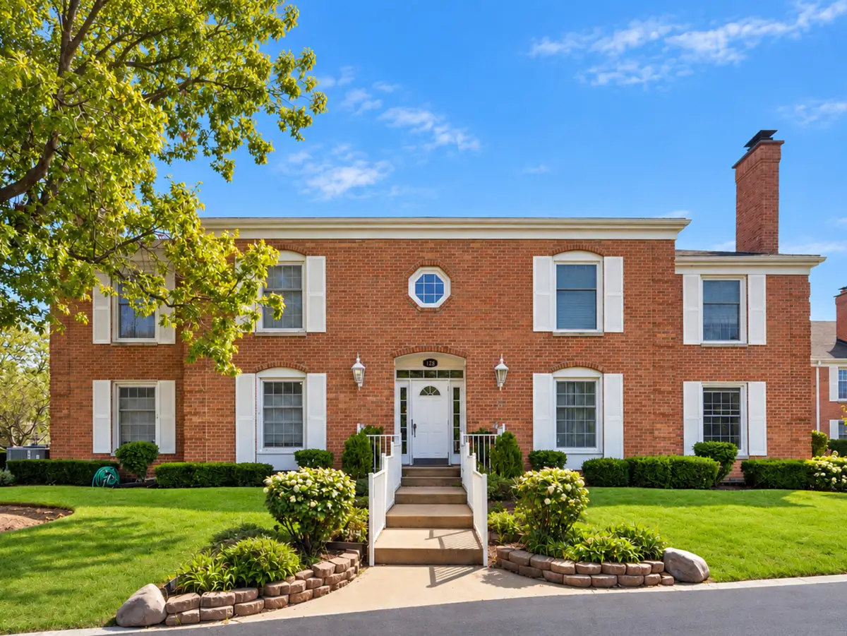 128 Carriage Way Drive #117B, Burr Ridge, IL 60527 - #1