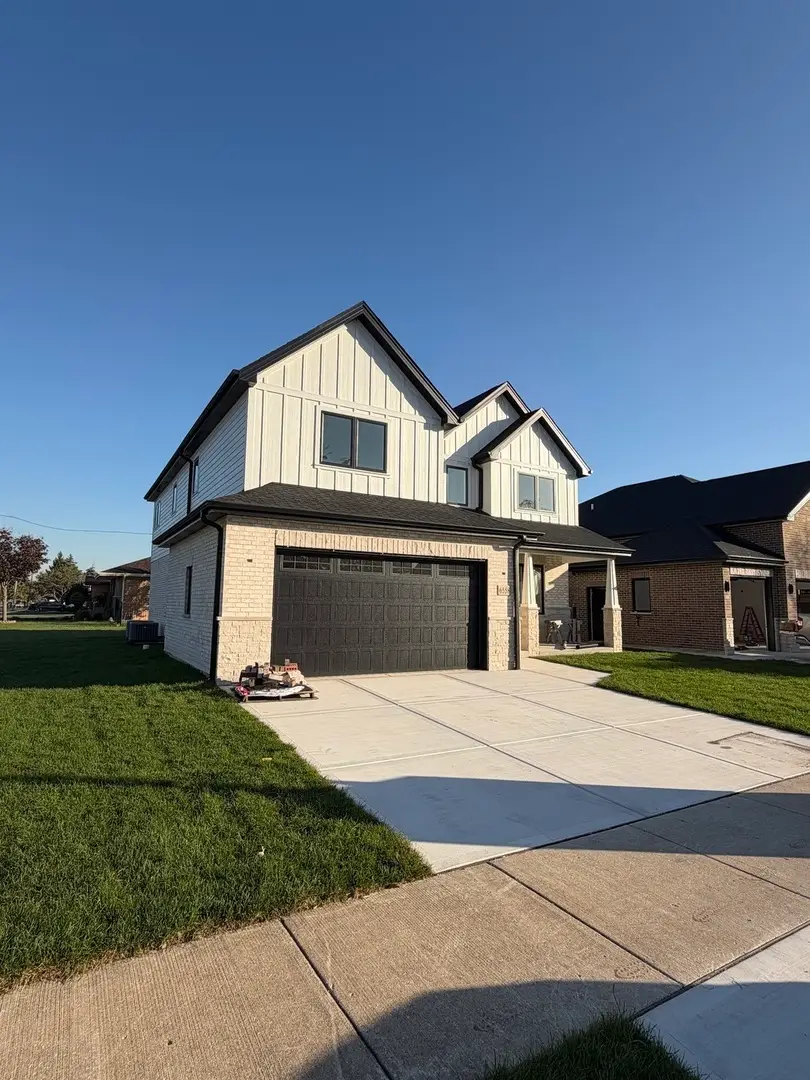 6558 W 85th Street, Burbank, IL 60459 - #2