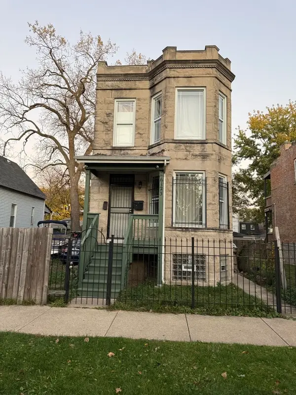 6123 S Carpenter Street, Chicago, IL 60621