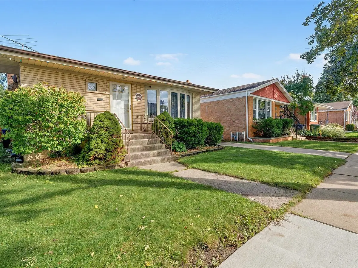 2712 W 97th Place, Evergreen Park, IL 60805 - #1