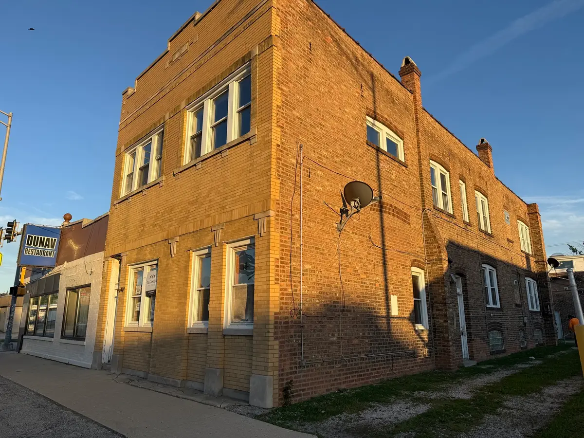 8803 Ogden Avenue, Brookfield, IL 60513 - #1