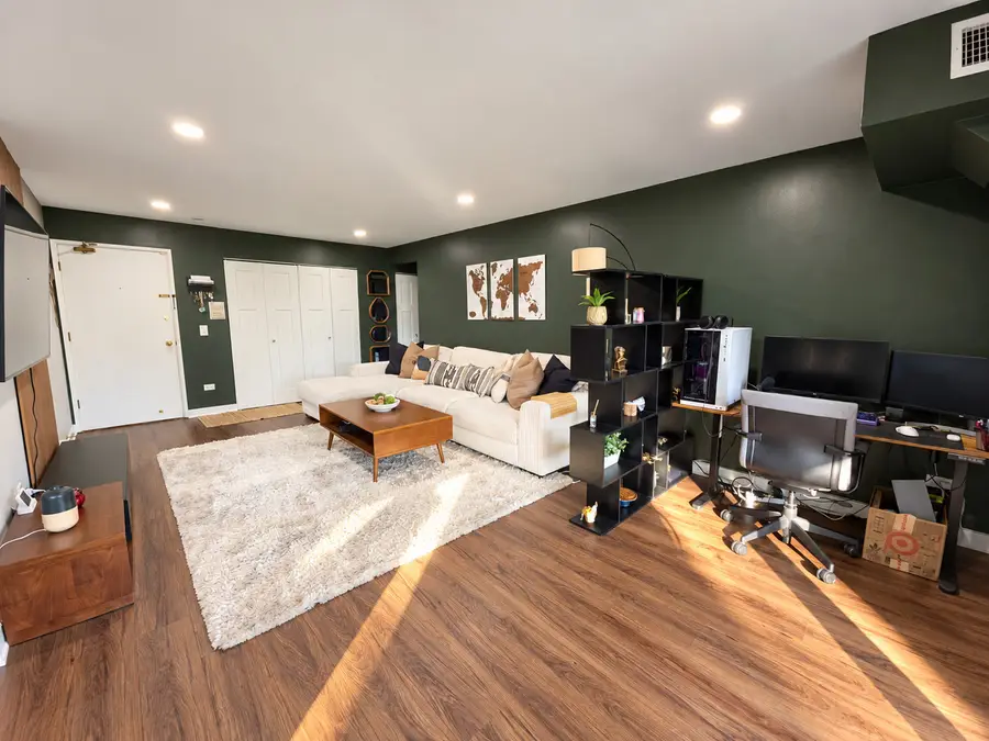 2423 E Olive Street #1A, Arlington Heights, IL 60004 - #2