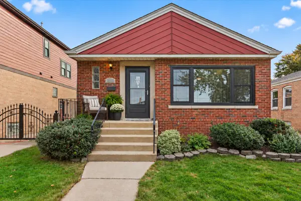 10241 S Albany Avenue, Chicago, IL 60655