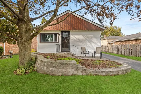 830 East Avenue, La Grange, IL 60525