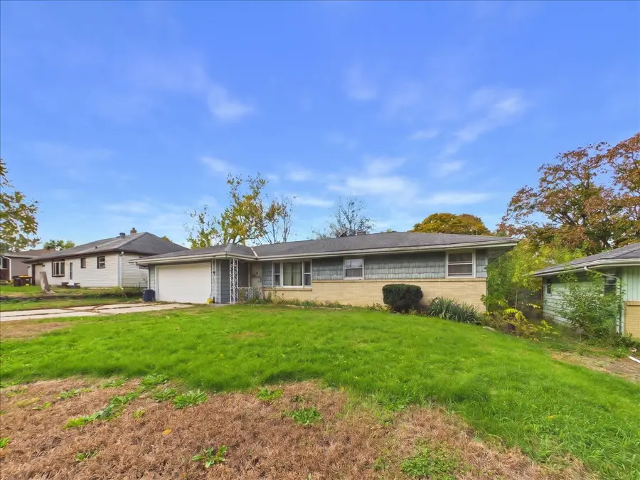 6879 Vesta Drive, Rockford, IL 61109 - #2