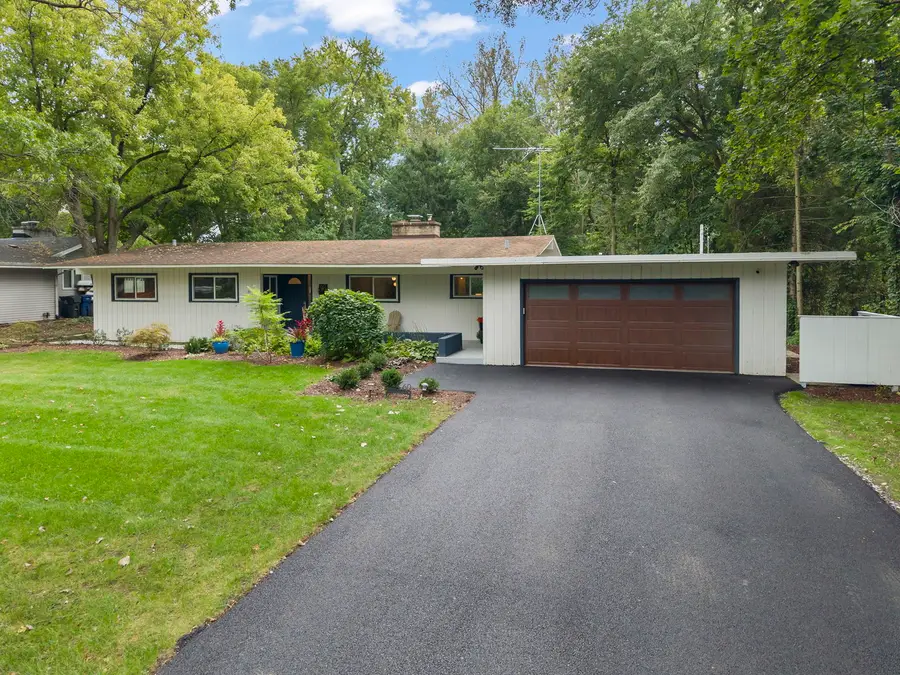 60 Golden Larch Court, Naperville, IL 60540 - #2