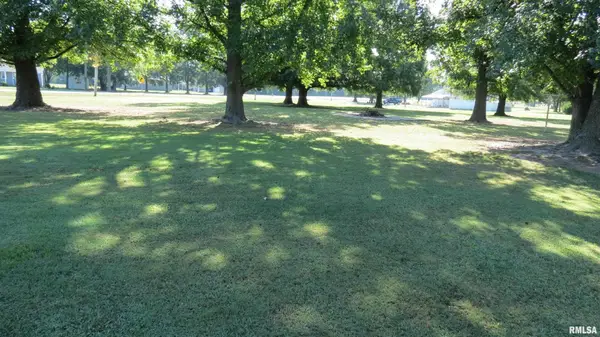 TBD E Jackson Street, Duquoin, IL 62832