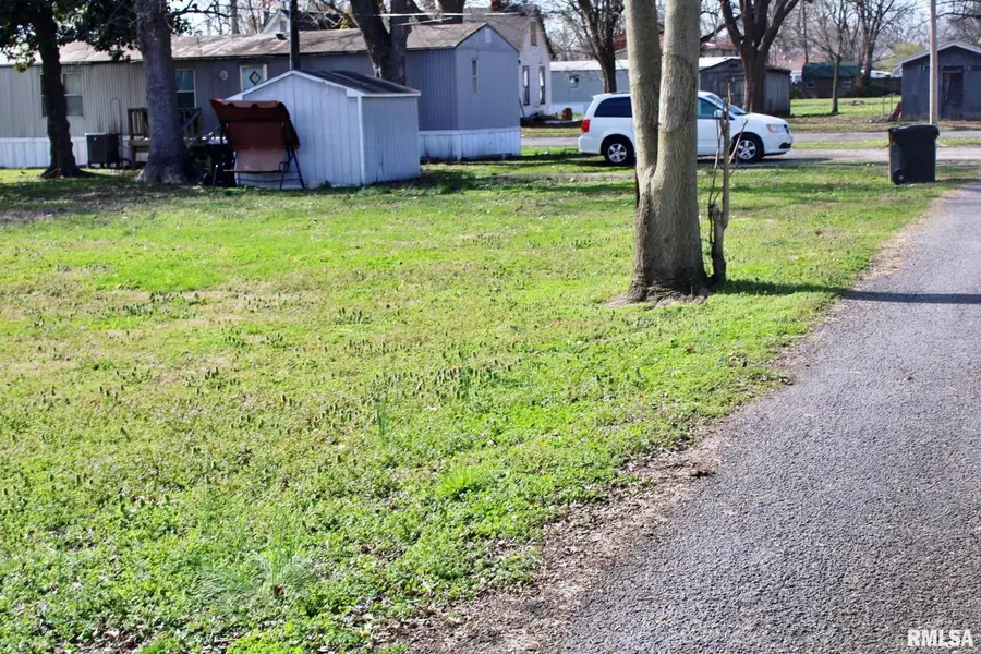 707 E 7th Street #705, Metropolis, IL 62960-1939 - Image #3