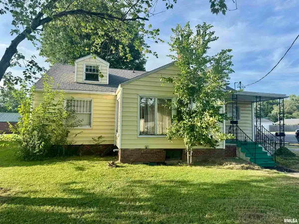 1003 E Main Street, West Frankfort, IL 62896