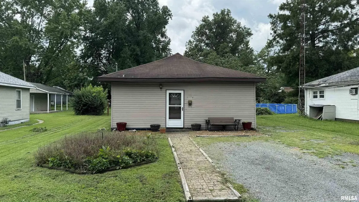 1208 E 5th Street, West Frankfort, IL 62896 - #1