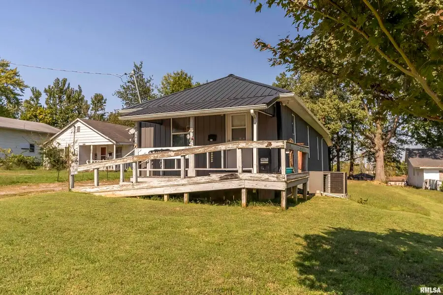 1214 E Sloan Street, Harrisburg, IL 62946 - Image #3