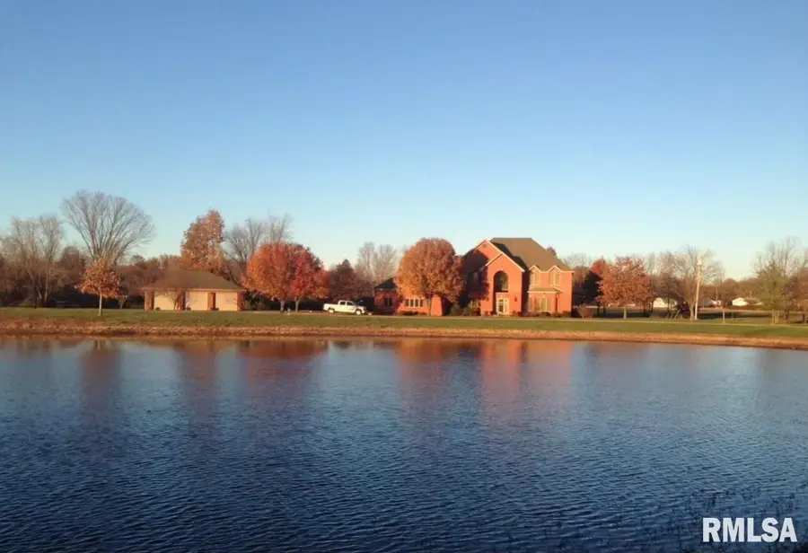 12863 Bowling Alley Road, Benton, IL 62812 - Image #2