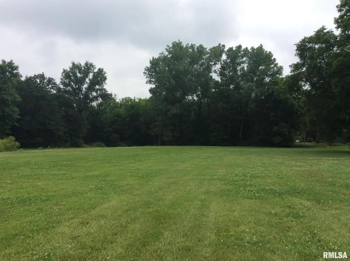 2603 Veterans Memorial Drive, Mount Vernon, IL 62864 - Image #1