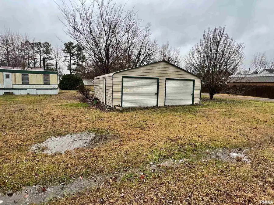 1313 Girard Street, Metropolis, IL 62960 - Image #2