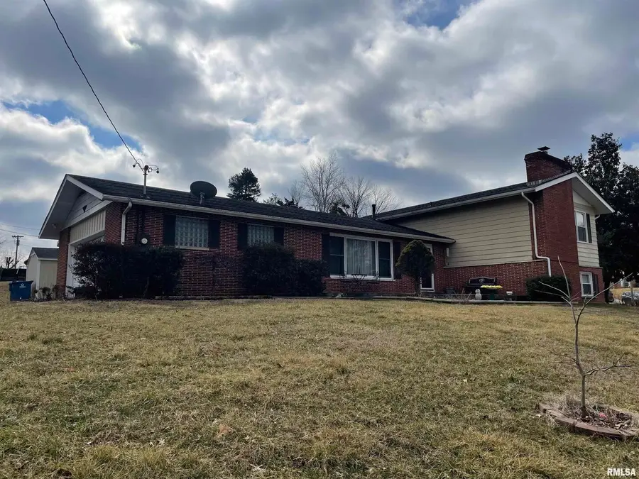 217 Apple Lane, Anna, IL 62906 - Image #2