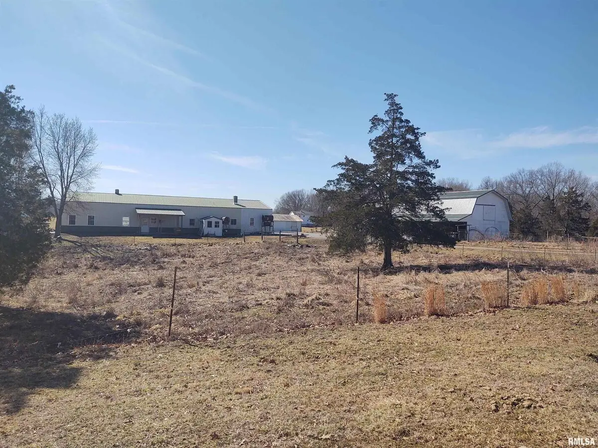 425 Pioneer Lane, Vienna, IL 62995 - Image #1