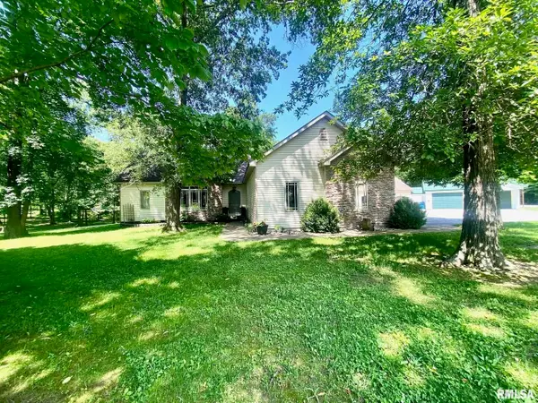 10950 Prestwick Drive, Benton, IL 62812