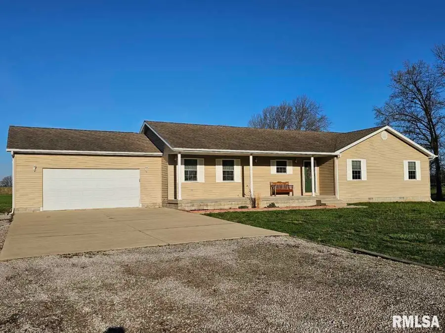 10457 N Puckett Lane, Mount Vernon, IL 62864 - Image #2