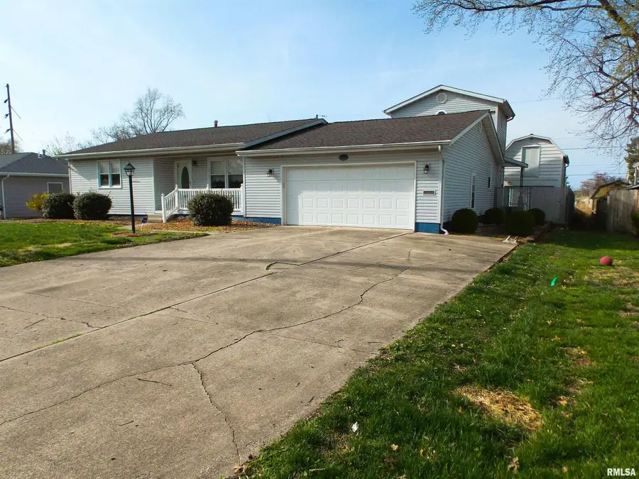 1722 Frazier Avenue, Centralia, IL 62801 - Image #3