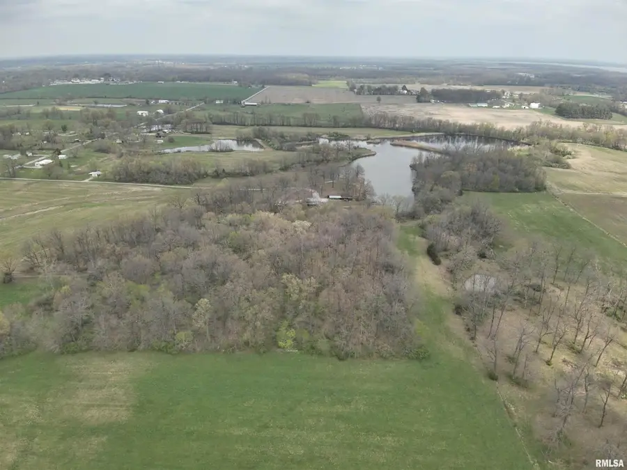 14854 Sesser Lake Road, Sesser, IL 62884 - Image #3