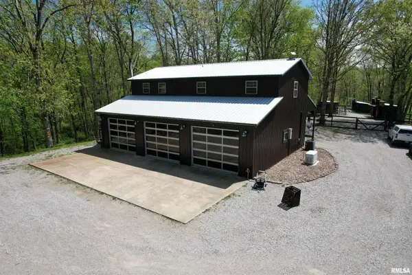 4636 Kinoka Road, Alma, IL 62807