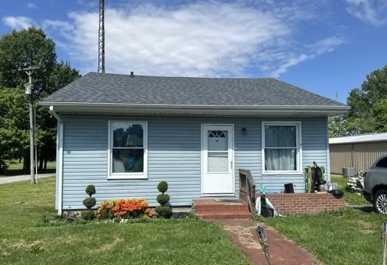 415 S Park Street, Sesser, IL 62884 - Image #1