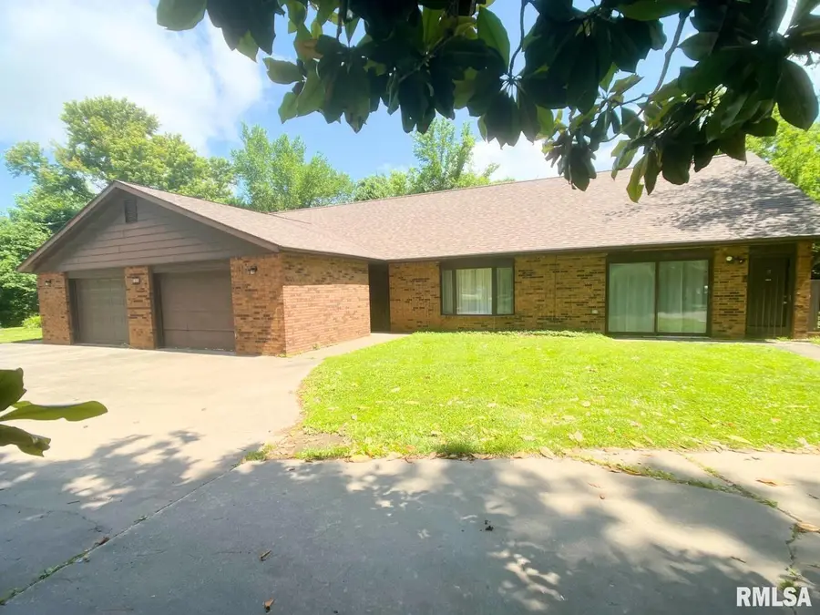 105 N Violet Lane, Carbondale, IL 62901 - Image #3