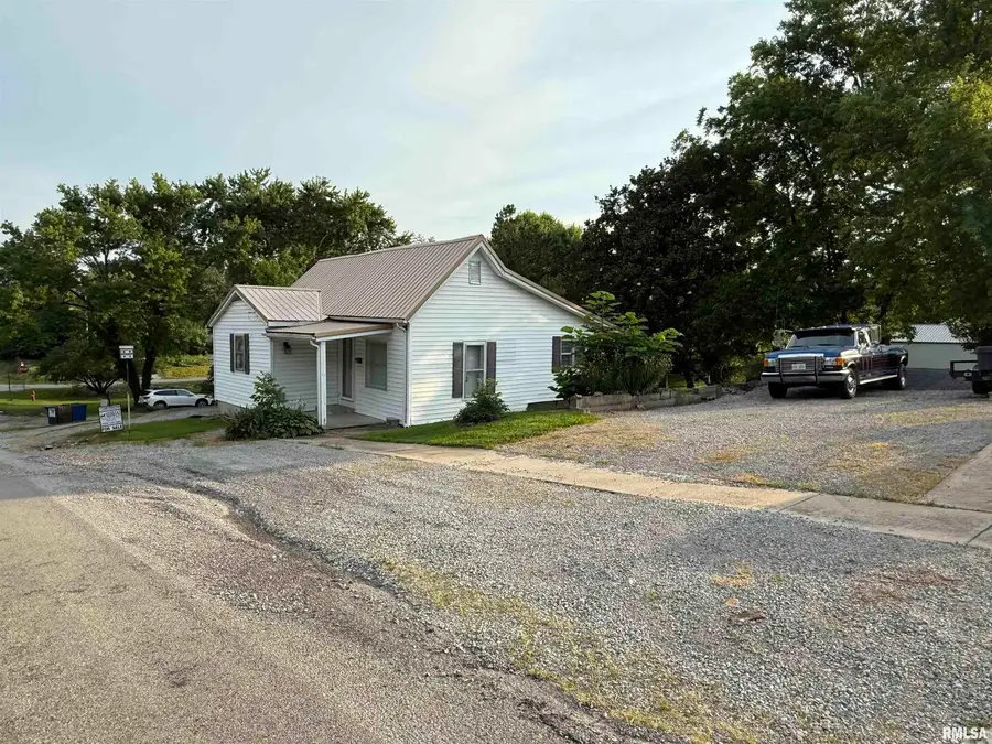 41 Cache Avenue, Buncombe, IL 62912 - Image #2