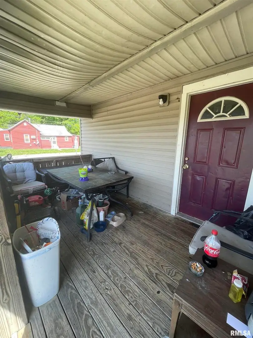 300 E College Street, Carbondale, IL 62901 - Image #2