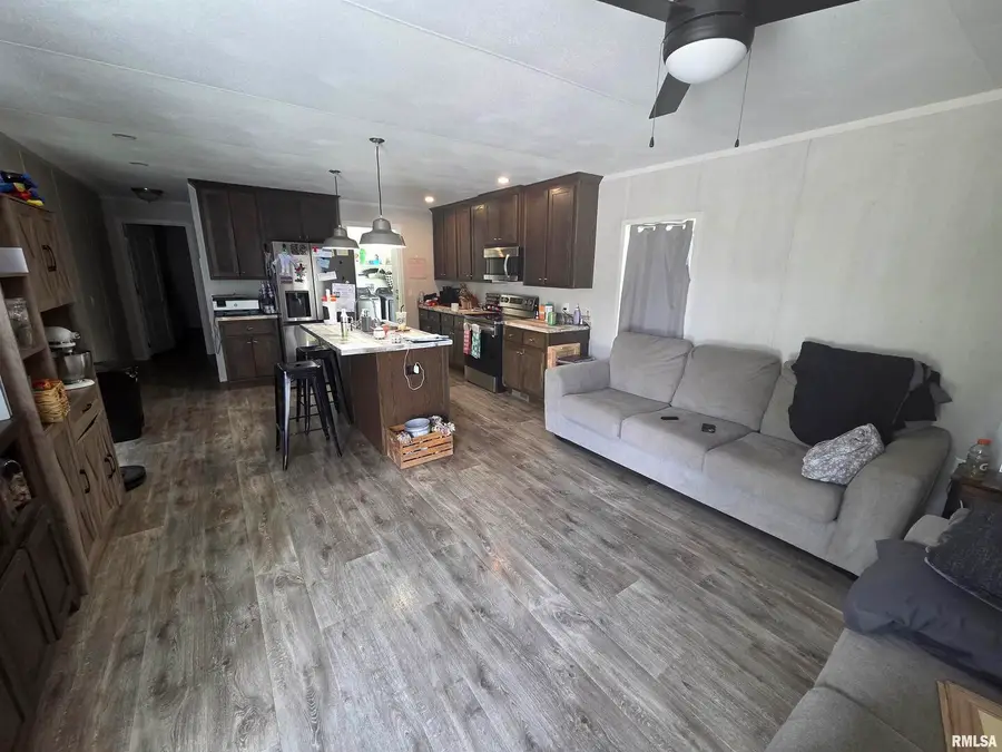 303 N Marion Street, Centralia, IL 62801 - Image #2