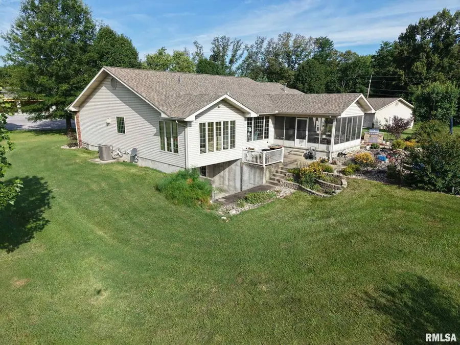1016 Michael Lane, West Frankfort, IL 62812 - Image #2