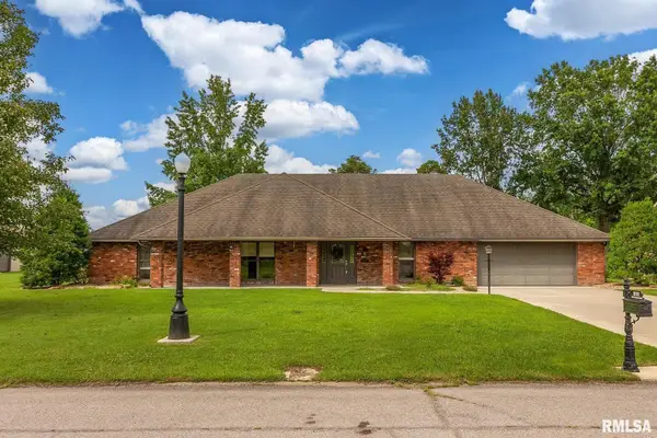 1605 S Eugene Lane, Marion, IL 62959