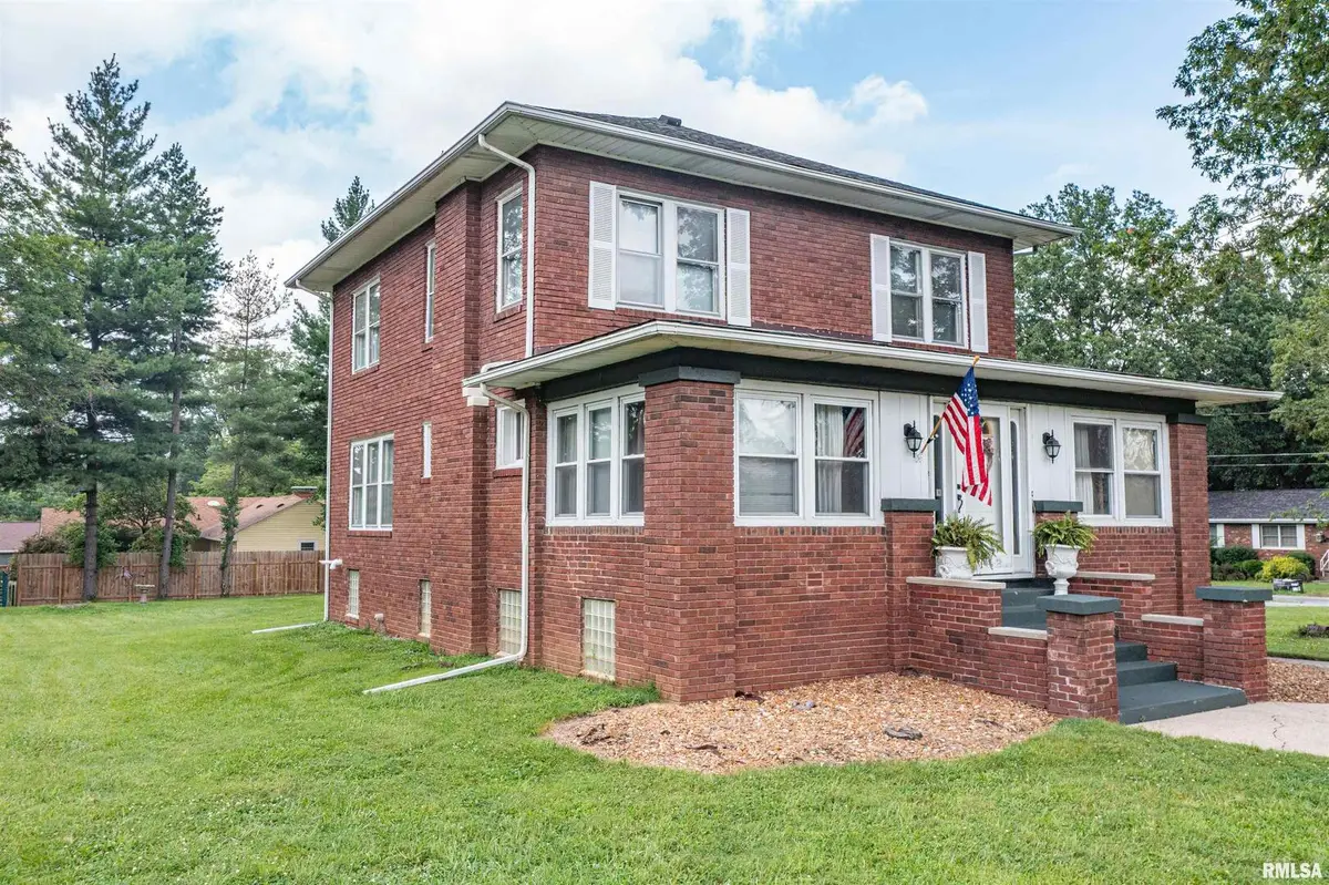 1800 Franklin Avenue, Mount Vernon, IL 62864 - Image #1