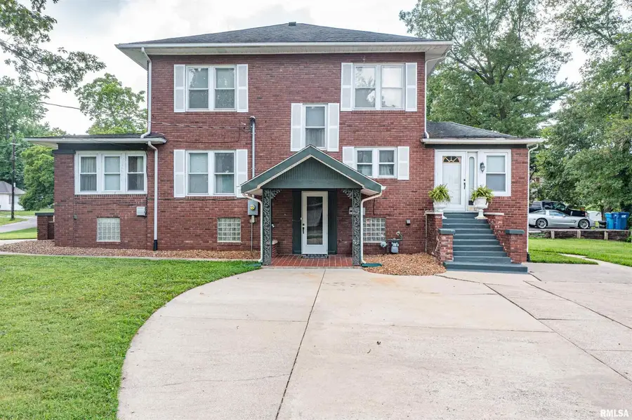 1800 Franklin Avenue, Mount Vernon, IL 62864 - Image #2