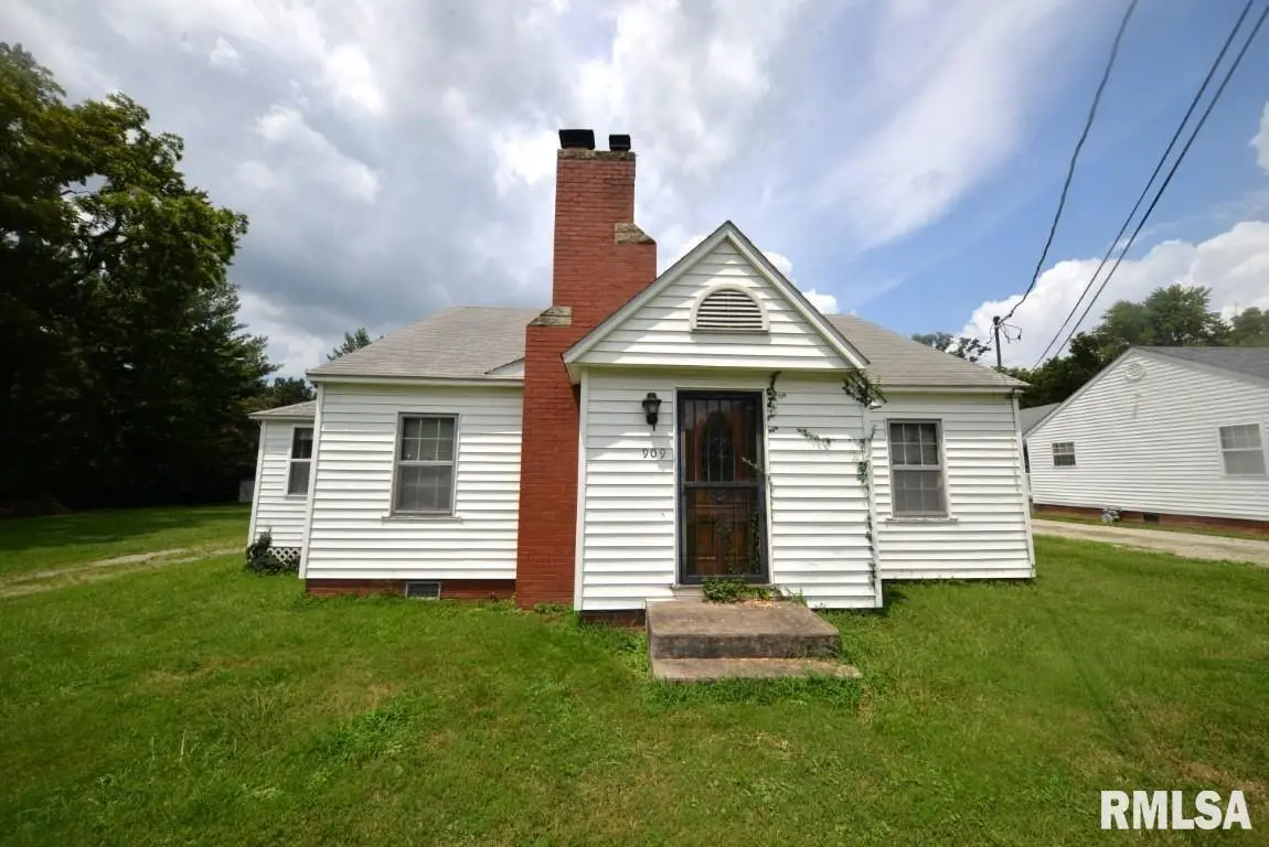 909 & 905 Fairfield Road, Mount Vernon, IL 62864 - #1