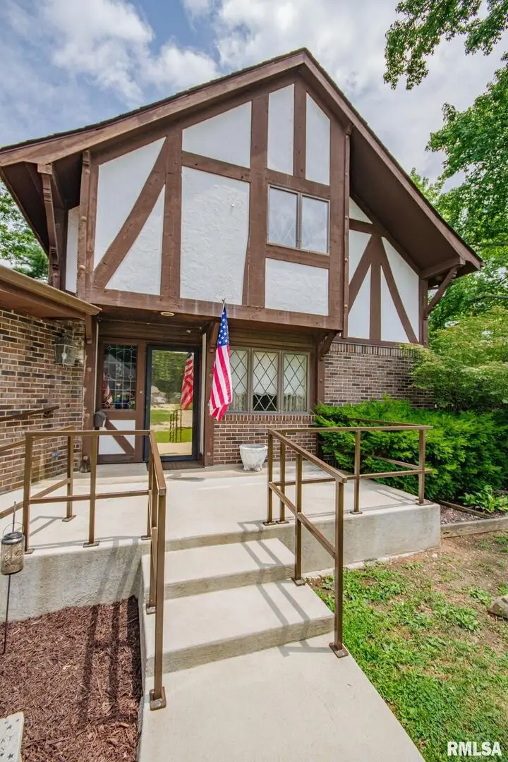 102 Lost Hollow Drive, Salem, IL 62881 - Image #3