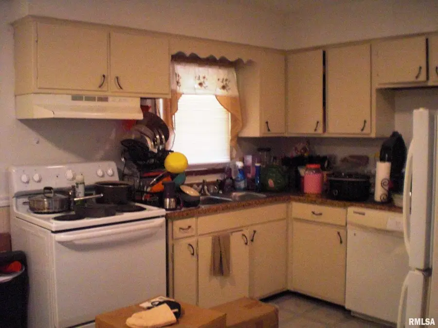 500 S Washington Street, De Soto, IL 62924 - Image #2