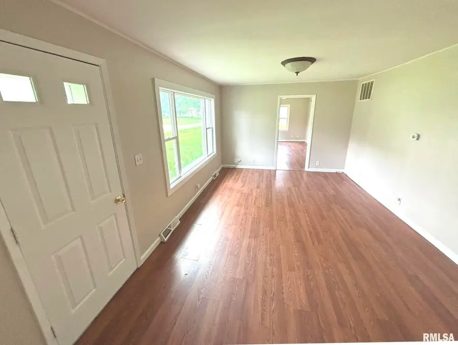 145 Hickory Grove, Salem, IL 62881 - Image #3