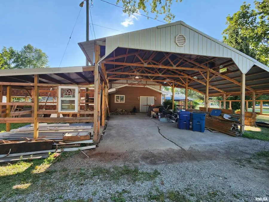 5628 Coal Street, Sesser, IL 62884-2038 - #3