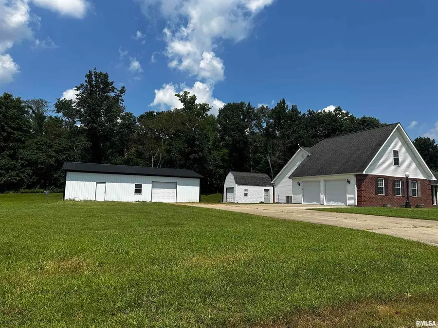 6252 Arbuckle Lane, Marion, IL 62959 - Image #2