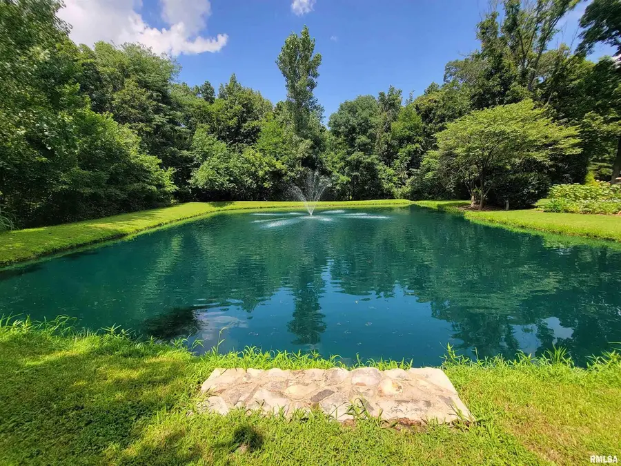 2753 N Stanford Road, Flora, IL 62839 - Image #2