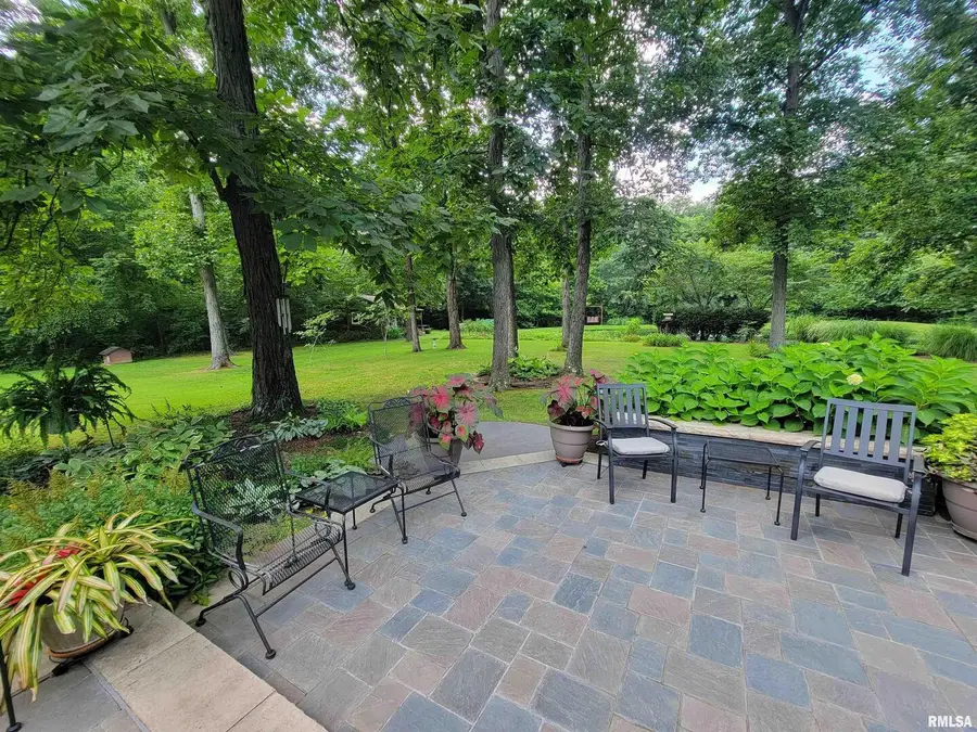 2753 N Stanford Road, Flora, IL 62839 - Image #3