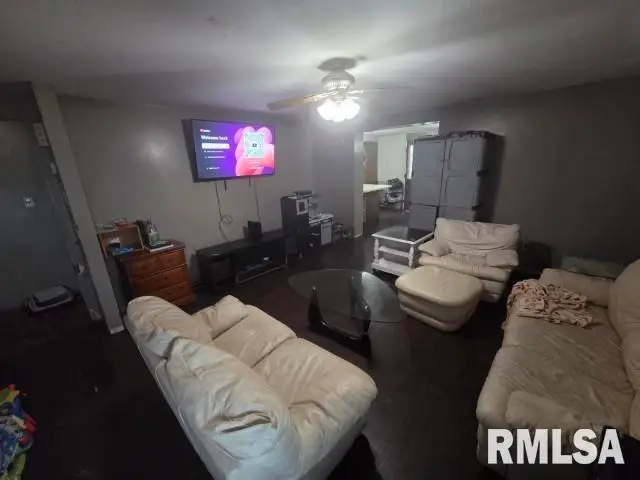 16514 E Fairfield Road, Mount Vernon, IL 62864 - #2