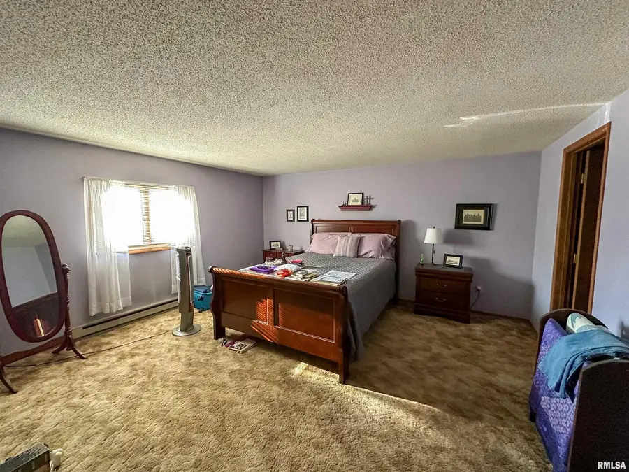 14930 N 1600th Street, Teutopolis, IL 62467 - Image #3